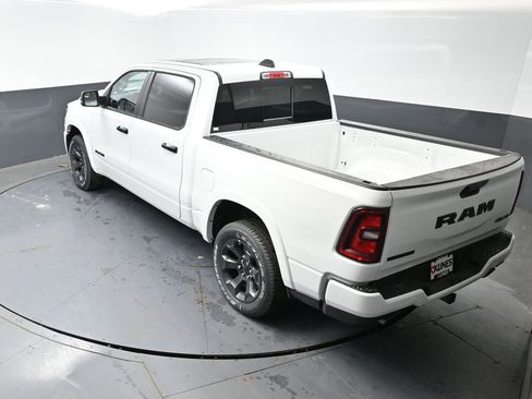 New 2026 RAM 1500 4x4 Crew Cab image 36