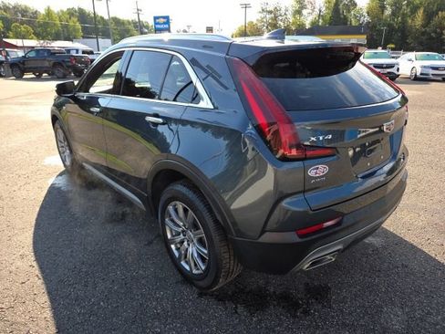 Used 2021 Cadillac XT4 Premium Luxury w/ Sun And Sound Package AWD/4WD image 5