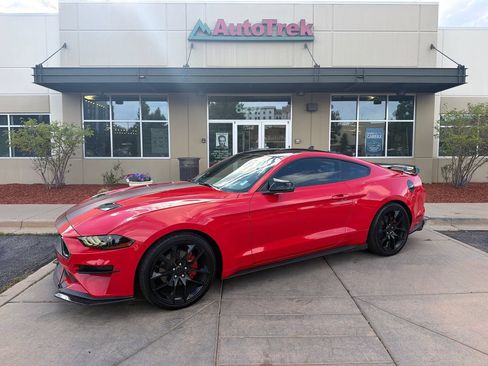 Used 2020 Ford Mustang Premium RWD image 1
