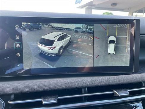 Used 2025 Hyundai Tucson Limited image 28