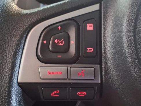 Used 2018 Subaru Forester 2.5i Premium AWD/4WD image 28