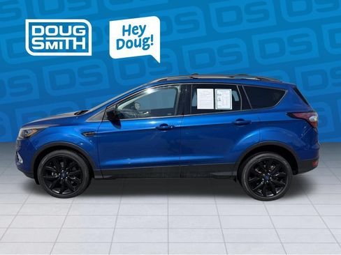 Used 2018 Ford Escape SE w/ SE Sport Appearance Package AWD/4WD image 2