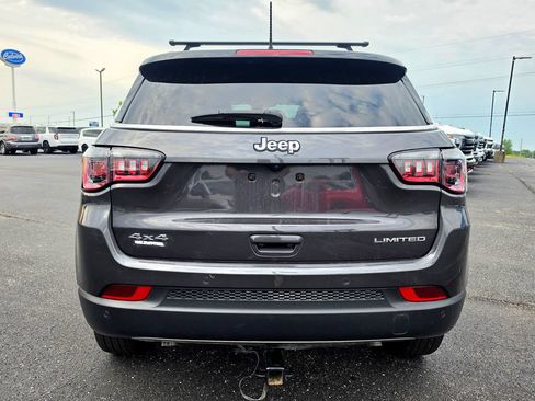Used 2024 Jeep Compass Limited AWD/4WD image 4