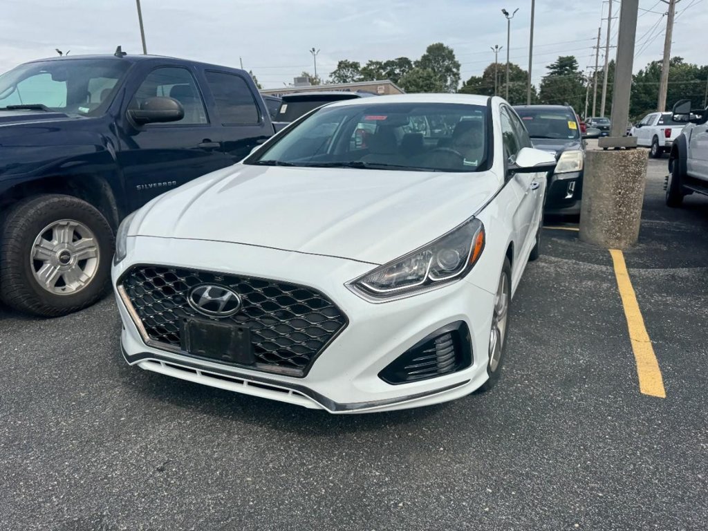 Used 2018 Hyundai Sonata SEL w/ Cargo Package FWD image 5
