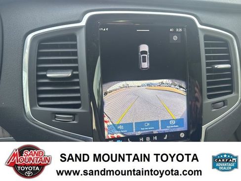 Used 2024 Volvo XC90 B6 Core w/ Protection Package Premier image 23