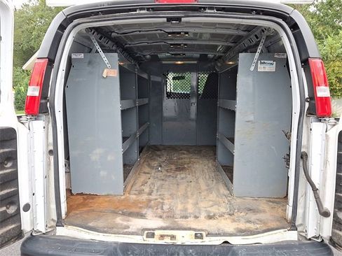 Used 2020 Chevrolet Express 2500 w/ Driver Convenience Package image 2