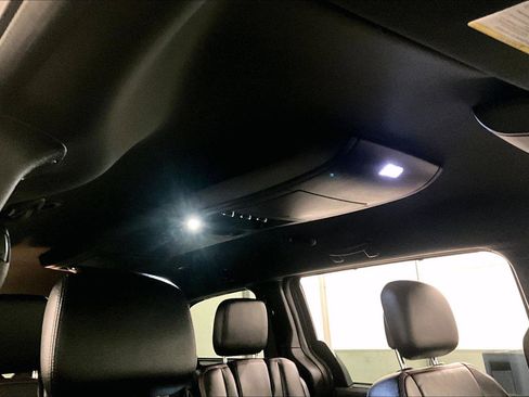 Used 2019 Dodge Grand Caravan GT image 21