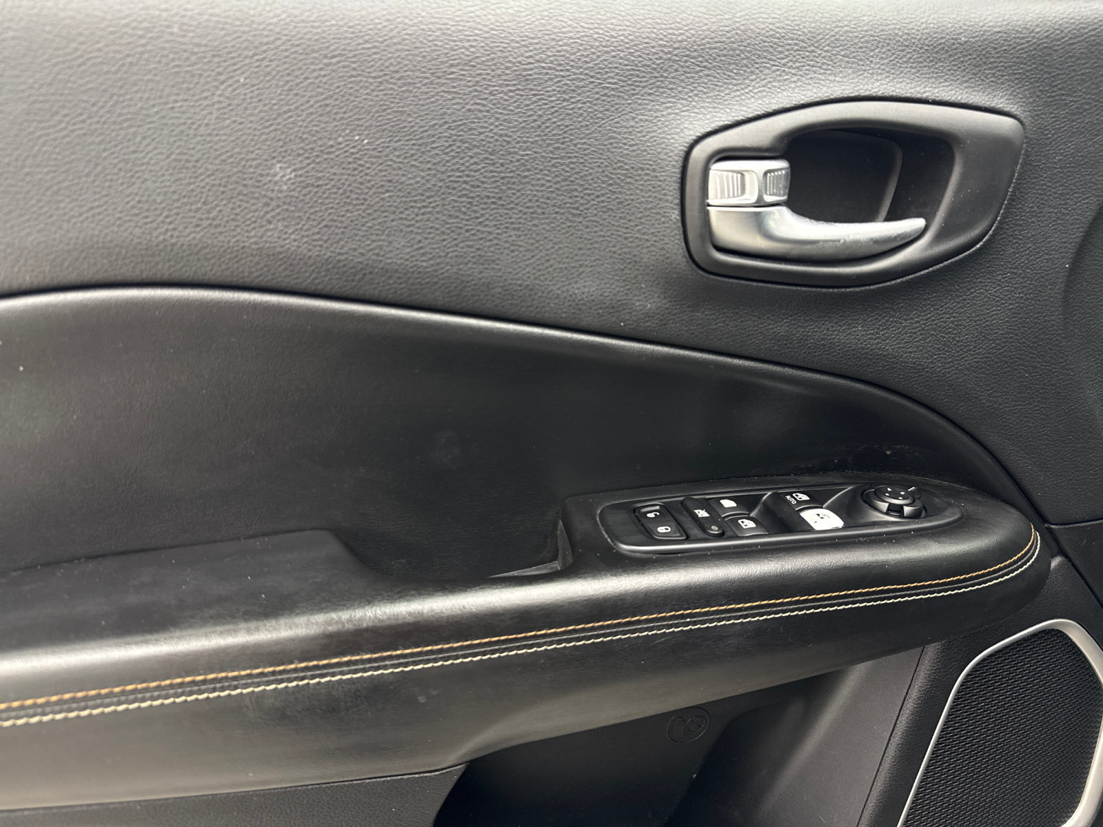 Used 2019 Jeep Compass Sport AWD/4WD image 37
