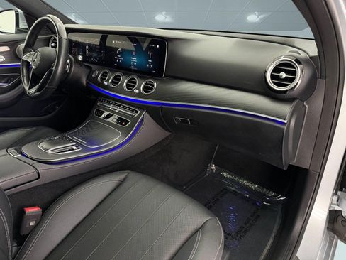 Used 2023 Mercedes-Benz E 350 Sedan image 27