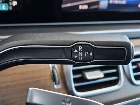 Certified 2025 Mercedes-Benz GLE 350 4MATIC w/ Winter Package image 29