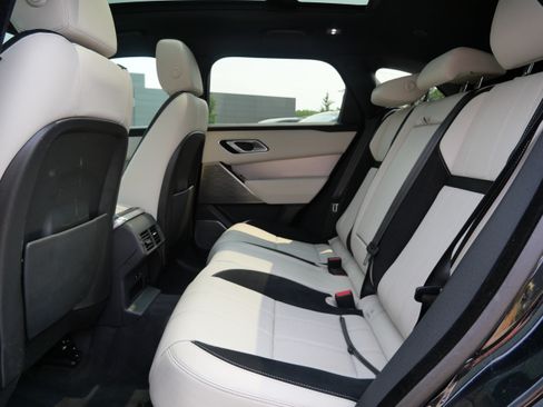 Used 2023 Land Rover Range Rover Velar R-Dynamic S AWD/4WD image 12