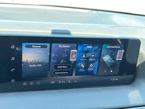 New 2026 Nissan Sentra SV FWD image 8