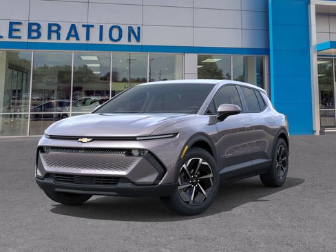 New 2026 Chevrolet Equinox EV LT image 6