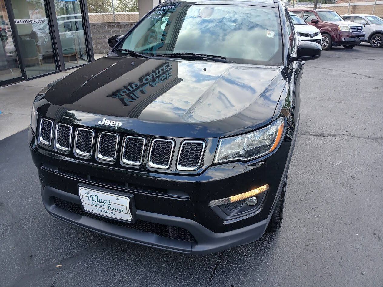 Used 2018 Jeep Compass Latitude w/ Popular Equipment Group AWD/4WD image 14