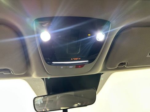 Used 2023 Kia Sorento S w/ Panoramic Sunroof Package image 24