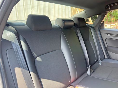 Used 2022 Honda Civic Sport image 32