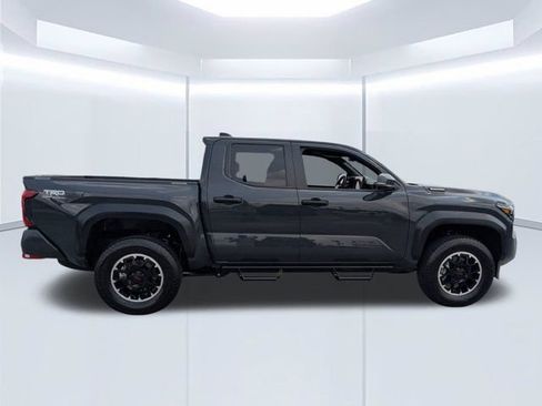 Used 2024 Toyota Tacoma TRD Off-Road w/ TRD Off Road Upgrade Package AWD/4WD image 3