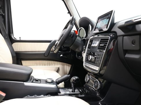 Used 2016 Mercedes-Benz G 550 image 82