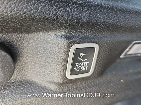 New 2025 Jeep Grand Cherokee L Limited w/ Black Appearance Package image 14