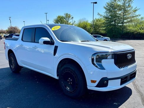 Used 2025 Ford Maverick Lobo AWD/4WD image 9