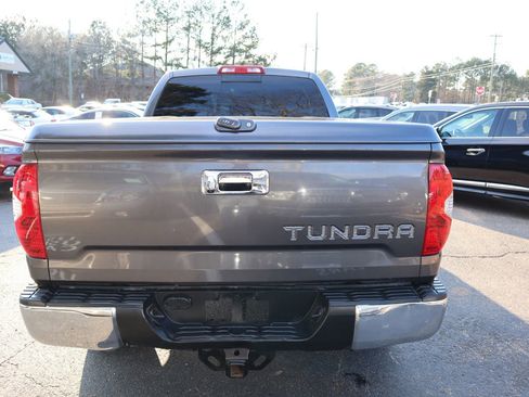 Used 2015 Toyota Tundra SR5 image 5