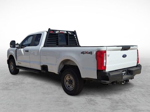 Used 2024 Ford F250 XL AWD/4WD image 7