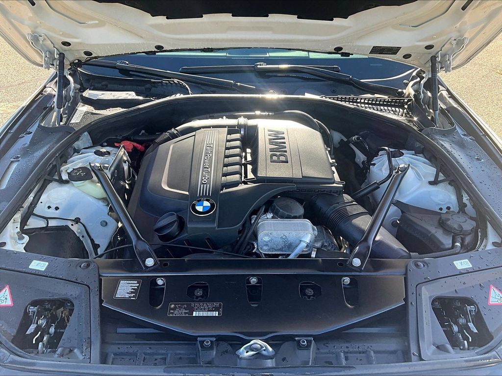 Used 2013 BMW 535i Sedan RWD image 32