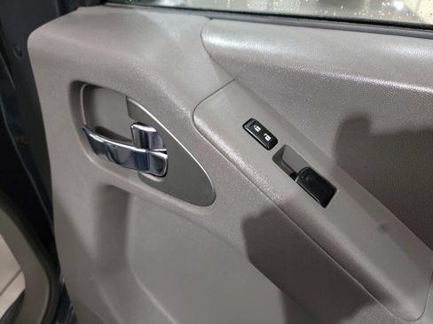 Used 2014 Nissan Frontier SV w/ SV Value Truck Package image 20