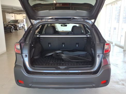 Used 2024 Subaru Outback Premium AWD/4WD image 11
