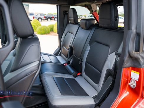 Used 2022 Ford Bronco Black Diamond AWD/4WD image 11
