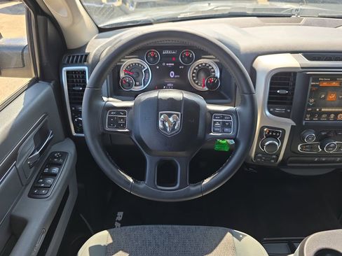 Used 2017 RAM 1500 Big Horn AWD/4WD image 15