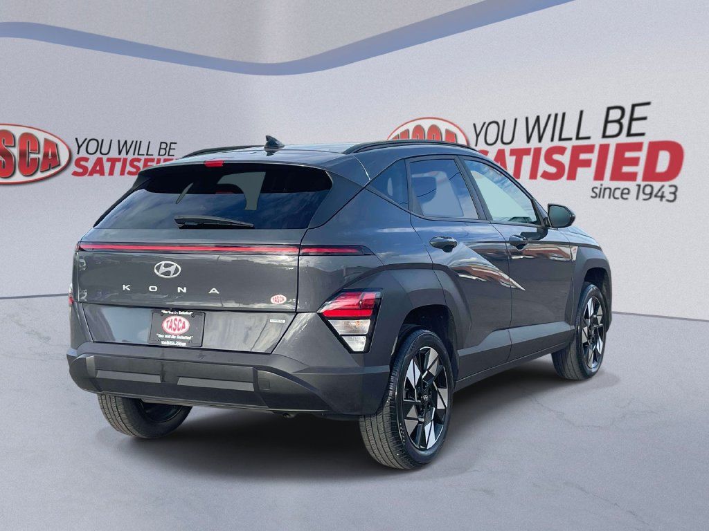 Used 2024 Hyundai Kona SEL AWD/4WD image 6