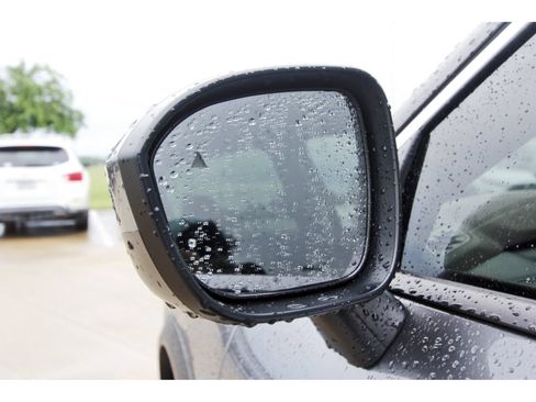 Certified 2023 Nissan Rogue SV FWD image 10