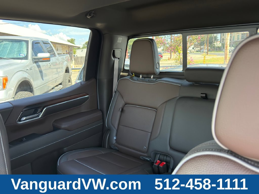 Used 2024 GMC Sierra 1500 Denali AWD/4WD image 12