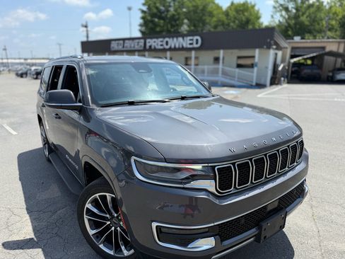 Used 2022 Jeep Wagoneer Series III w/ Flexible Seating Group RWD image 13