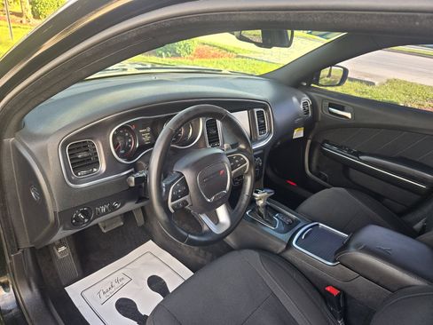 Used 2016 Dodge Charger R/T image 14