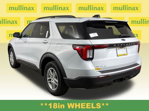 New 2026 Ford Explorer Active RWD image 10