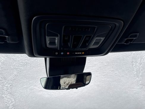 Used 2022 GMC Sierra 1500 Denali Ultimate image 19