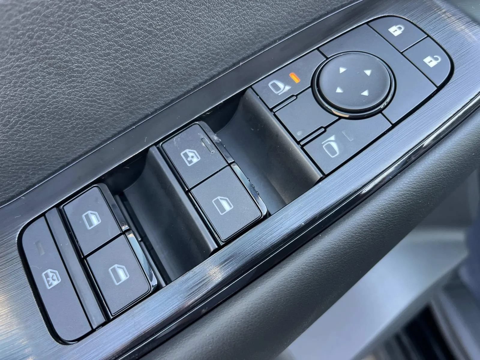 New 2026 Nissan Rogue S FWD image 20