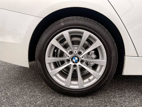 Used 2018 BMW 320i xDrive Sedan w/ Premium Package image 33