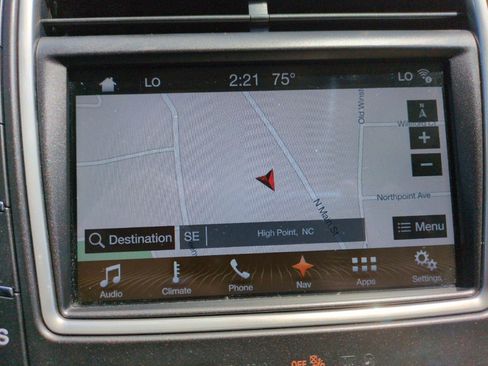 Used 2017 Lincoln MKX Select w/ Select Plus Package FWD image 25