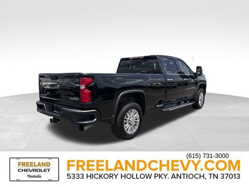 Used 2020 Chevrolet Silverado 3500 High Country w/ Technology Package AWD/4WD image 3