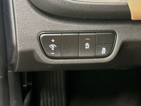 Used 2024 Kia Seltos EX AWD/4WD image 17