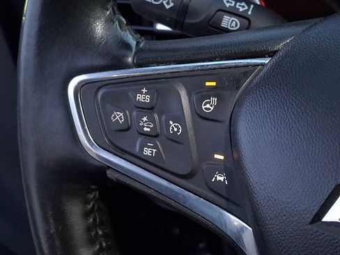 Used 2018 Chevrolet Equinox Premier image 20