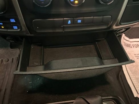 Used 2018 RAM 1500 Outdoorsman AWD/4WD image 24