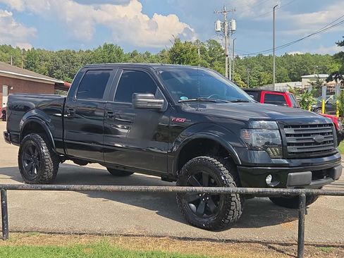 Used 2014 Ford F150 FX4 w/ Equipment Group 402A Luxury AWD/4WD image 4