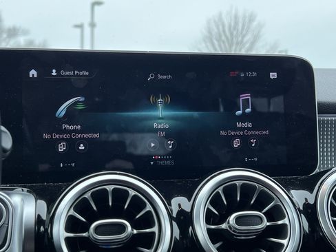 Certified 2020 Mercedes-Benz GLB 250 image 25