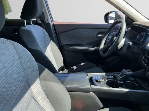 Used 2023 Nissan Rogue SV AWD/4WD image 15