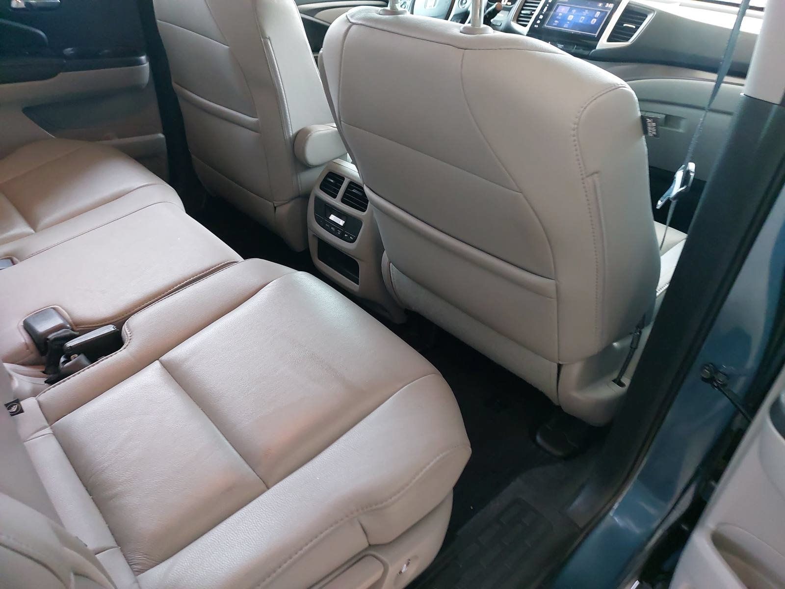 Used 2017 Honda Pilot EX-L image 11