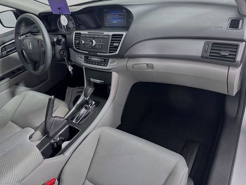 Used 2014 Honda Accord LX image 33